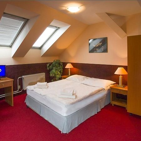 براغ A Plus Hotel & Hostel المظهر الخارجي الصورة