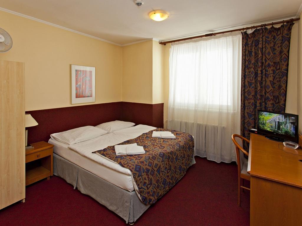 براغ A Plus Hotel & Hostel المظهر الخارجي الصورة