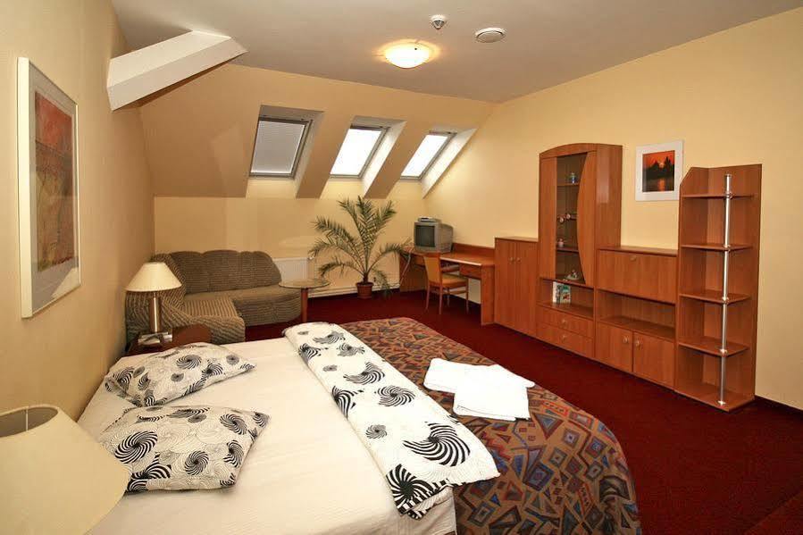 براغ A Plus Hotel & Hostel المظهر الخارجي الصورة